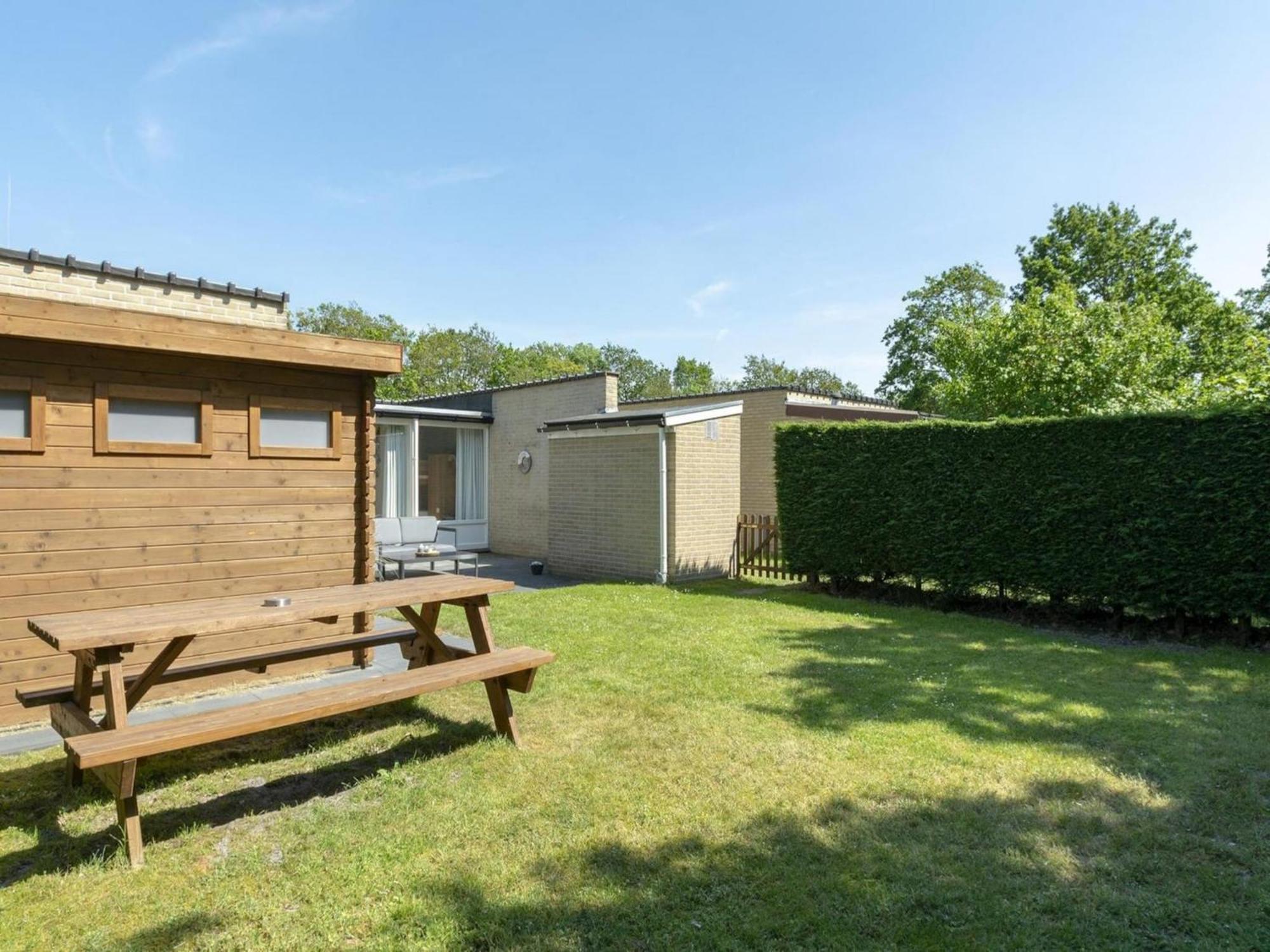 Contemporary Bungalow With Garden Sint Maartensvlotbrug المظهر الخارجي الصورة