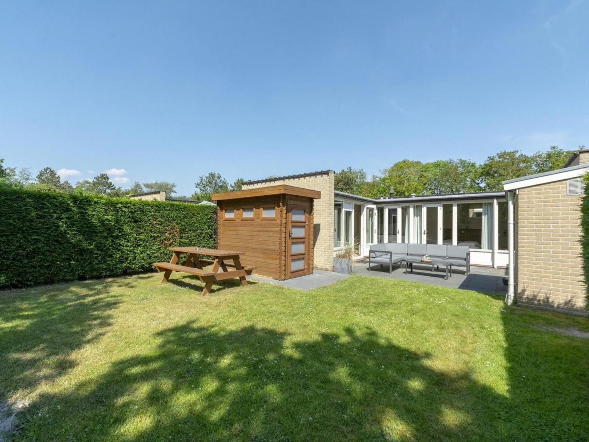 Contemporary Bungalow With Garden Sint Maartensvlotbrug المظهر الخارجي الصورة